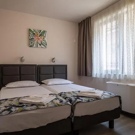 Апартаменти И Студиа Алекса Созопол Apartments And Studios Alexa Sozopol Exterior photo